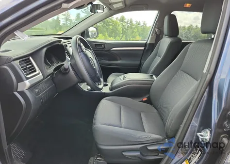 2018 Toyota Highlander Le из США, поврежденный, VIN 5TDBZRFH2JS913003